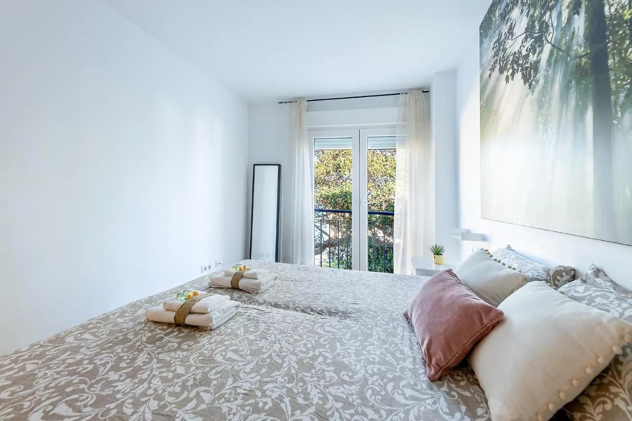 Apartment 797 Holiday Rentals -Piso Con Terraza Y Vistas En La Nogalera Torremolinos